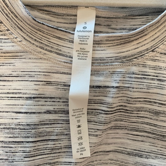 Lululemon close to crossing Long sleeve pullover - Picture 9 of 9